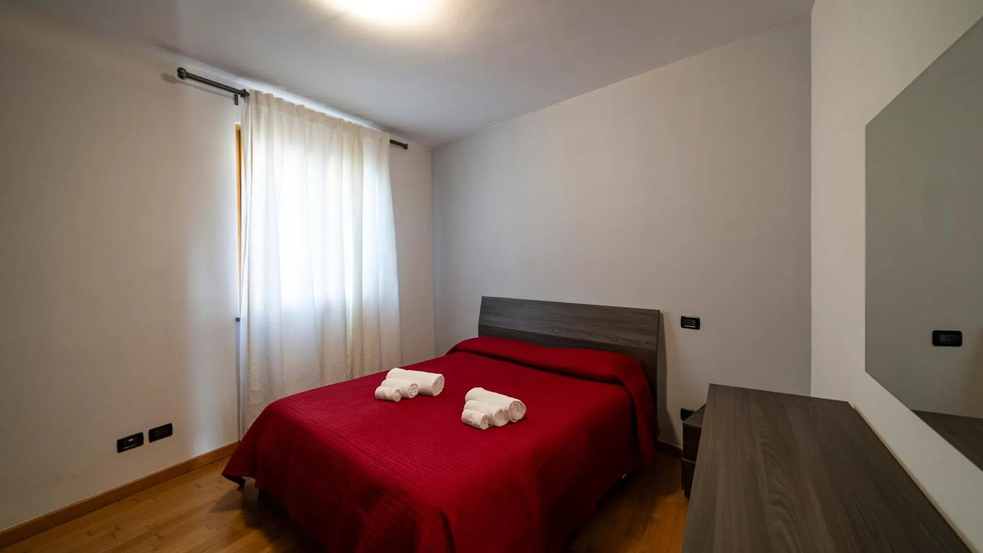 Casa Smeraldo - Light Blue Clusane Apartment
