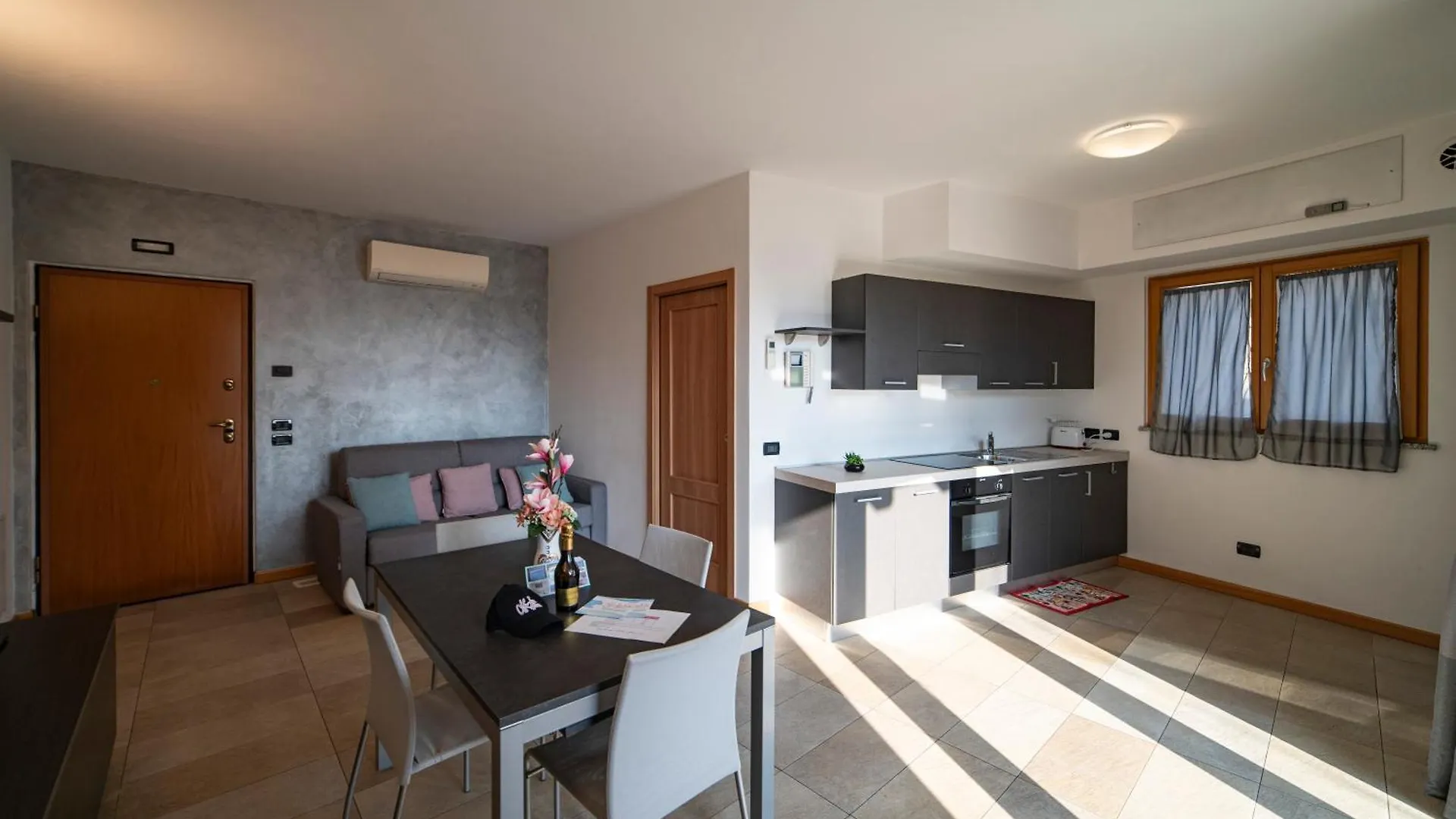 Casa Smeraldo - Light Blue Clusane 0*,