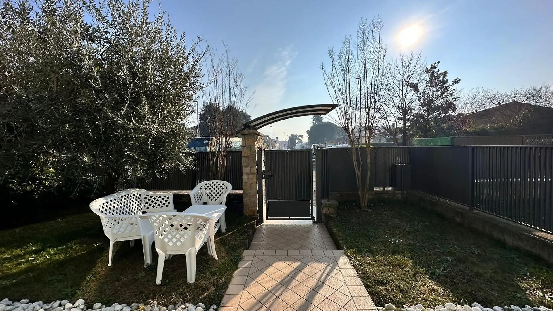 Casa Smeraldo - Light Blue Clusane 0*,  Italy